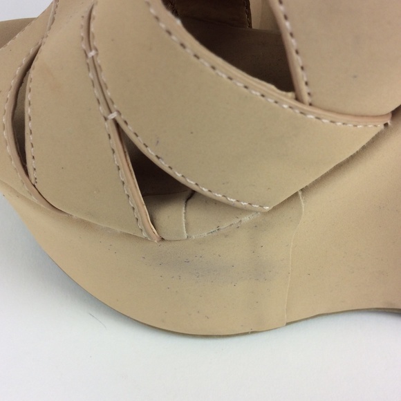 Bamboo Women's Open Toe Wedge Sandal - Picture 4 of 8